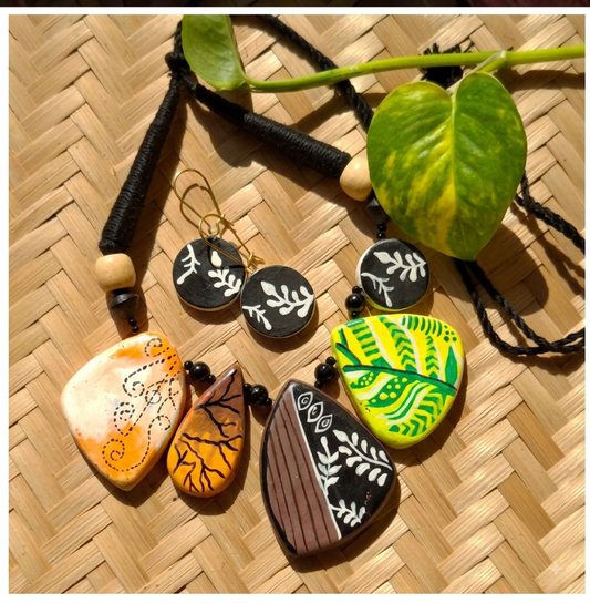 Handcrafted Multicolour Tribal Art Necklace & Earrings Set
