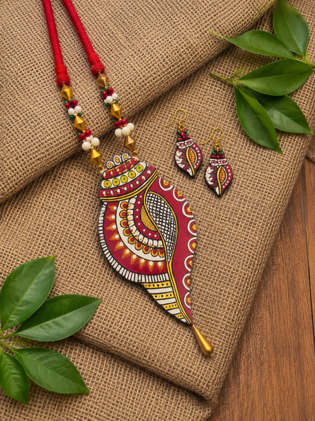 Handmade Shankh Necklace with Matching Earrings